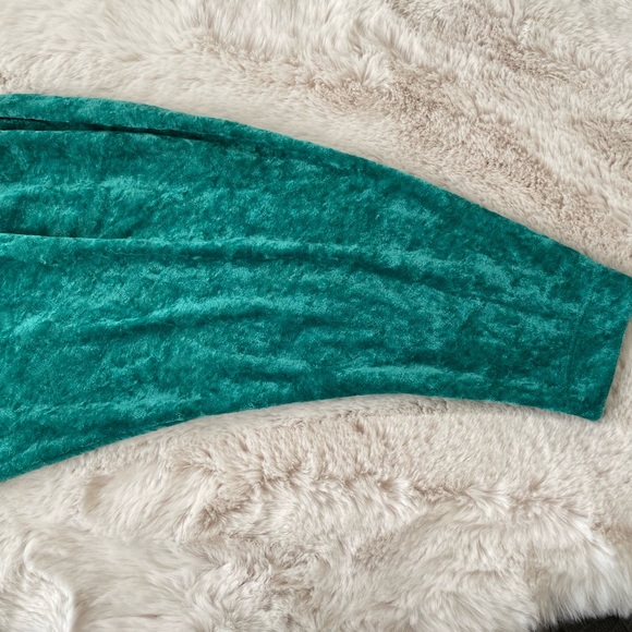 Free People We the Free velour long sleeve top, XS, perfect condition - Picture 11 of 13